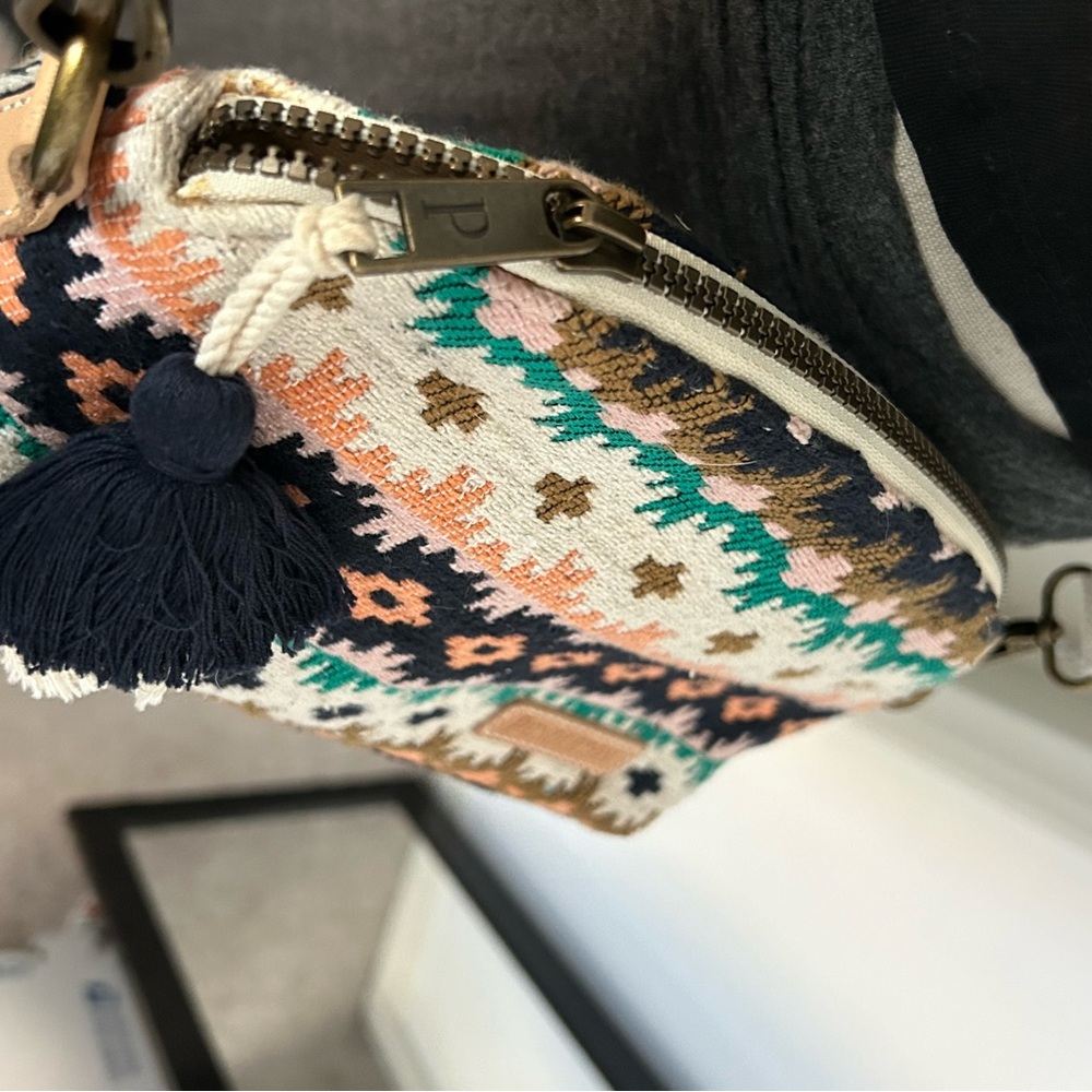 Pendleton Geometric Pattern Multi-Color Crossbody… - image 7